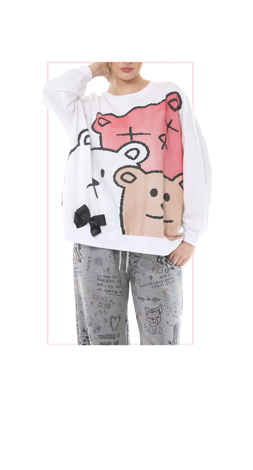 TF-5737:  Graphic Sweatshirt - ONE SIZE.