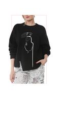 TF-5740: Abstract Figure Graphic Top
