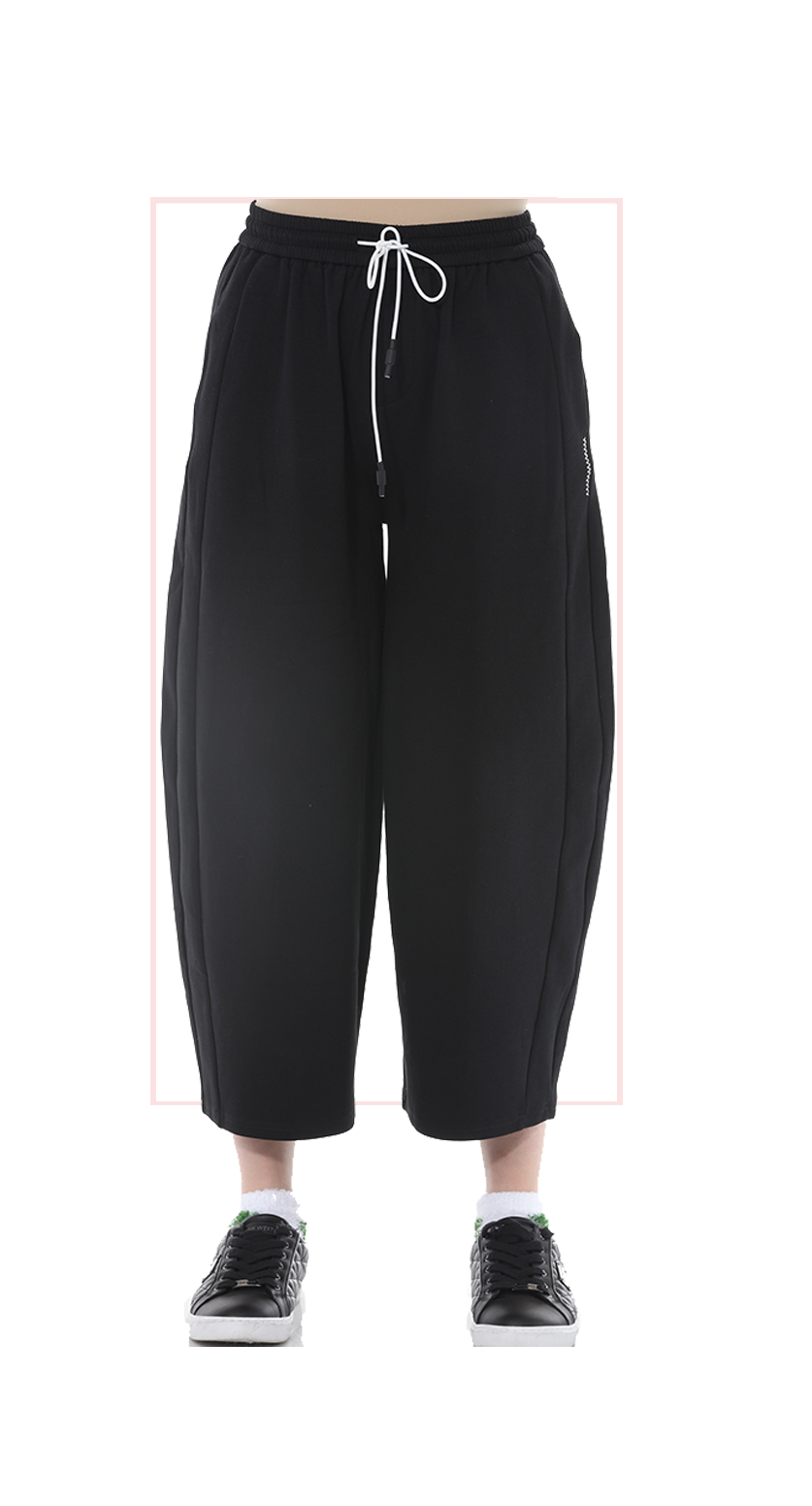 TF-7148:   Cropped Drawstring Pants