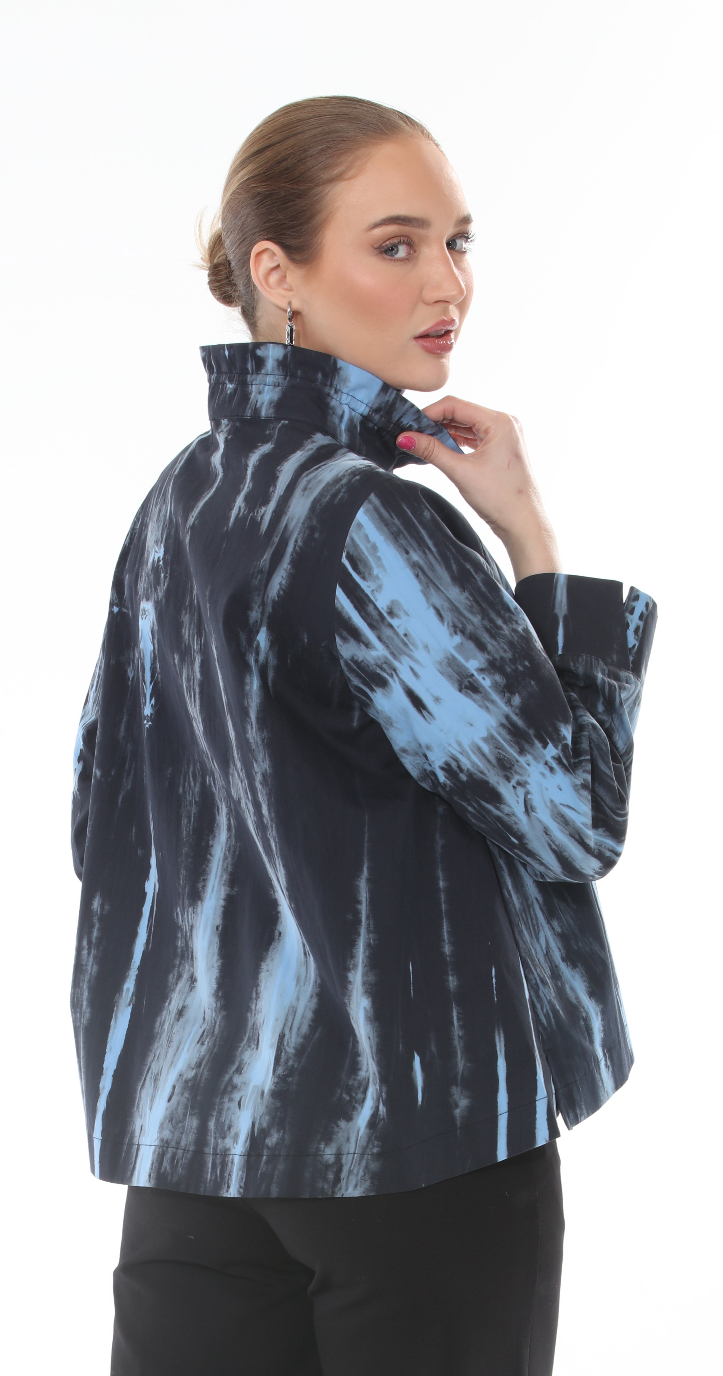 T1-4702 #1 blue: Black, button down long sleeve jacket with a blue tie-dye pattern