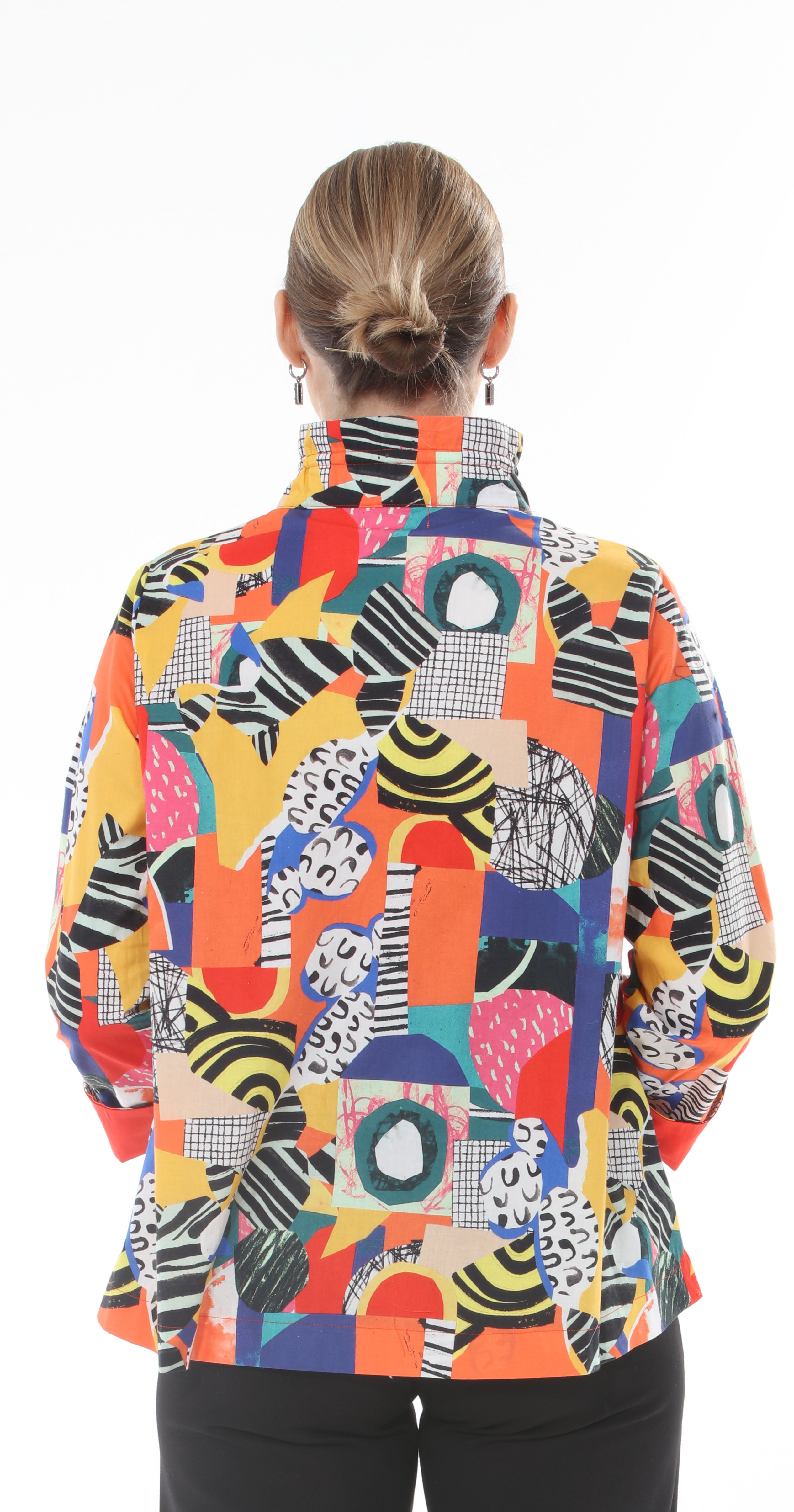 T1-4718 #1-Abstract:c 3/4 sleeve abstract print jacket with stand up collar