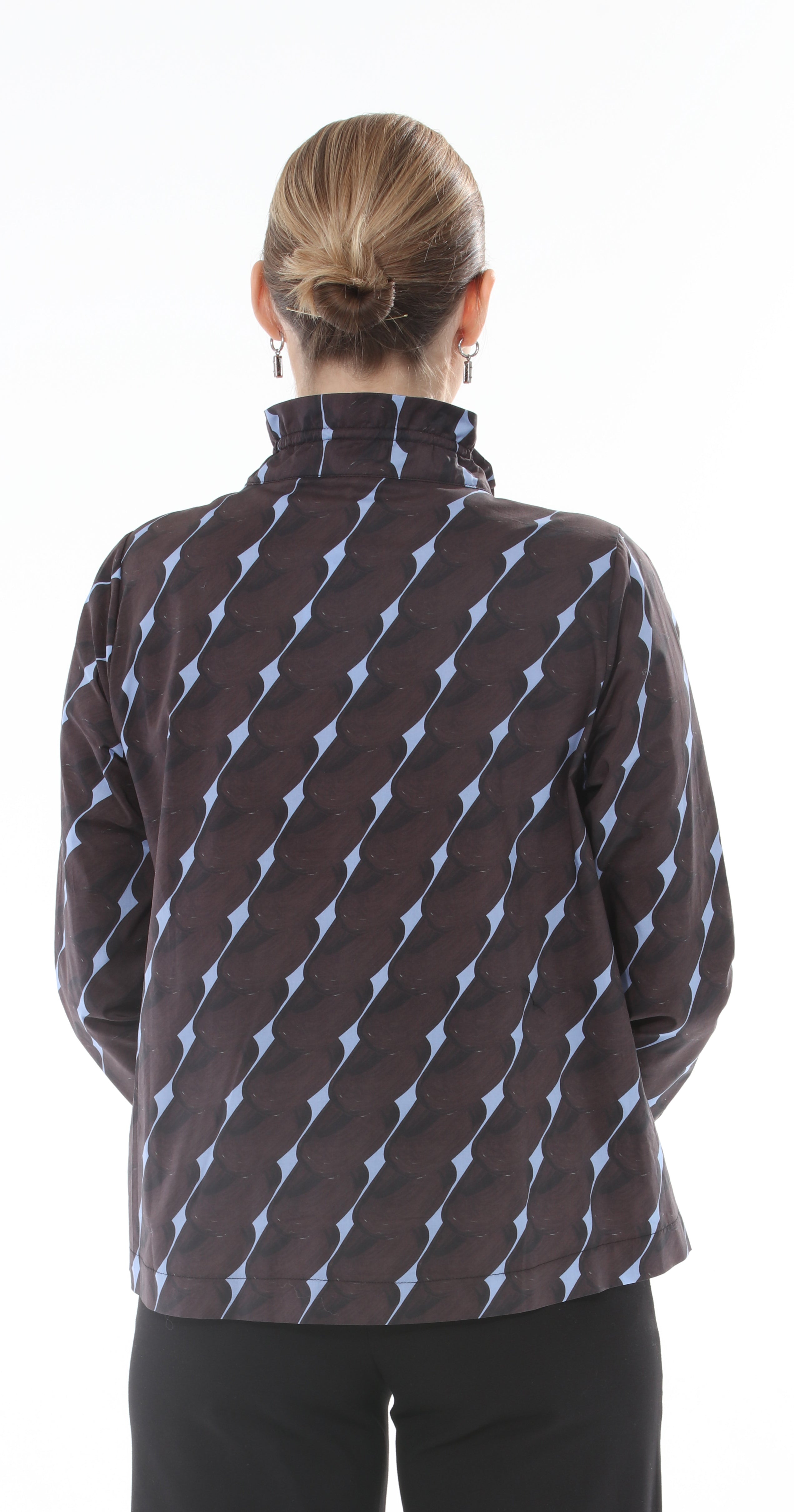 T1-4719 #1 Blue: Long Sleeve Button-down jacket with stand up collar and black and blue print