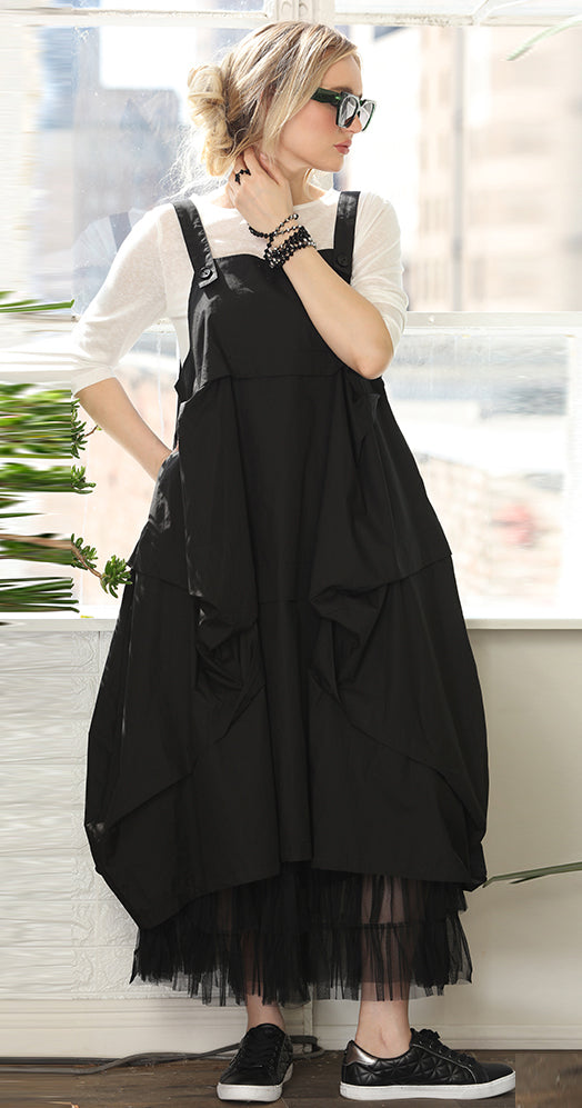 T2630 BLACK JUMPER DRESS