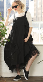 T2630 BLACK JUMPER DRESS