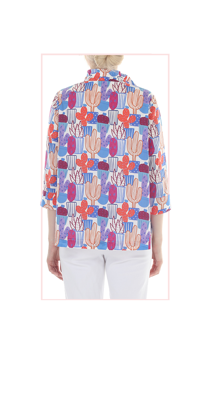 T4650 WOMENS BUTTON DOWN BLOUSE WITH CLASSIC COLLAR AND SEASONAL PRINT