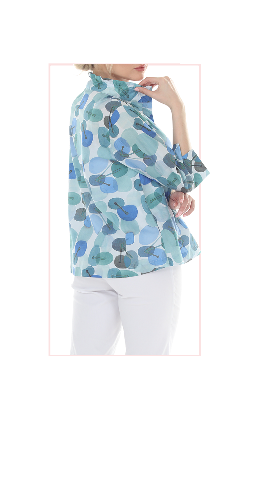 T4655 3/4 SLEEVE BUTTON DOWN LADIES BLOUSE WITH CLASSIC COLLAR AND BLUE PRINT