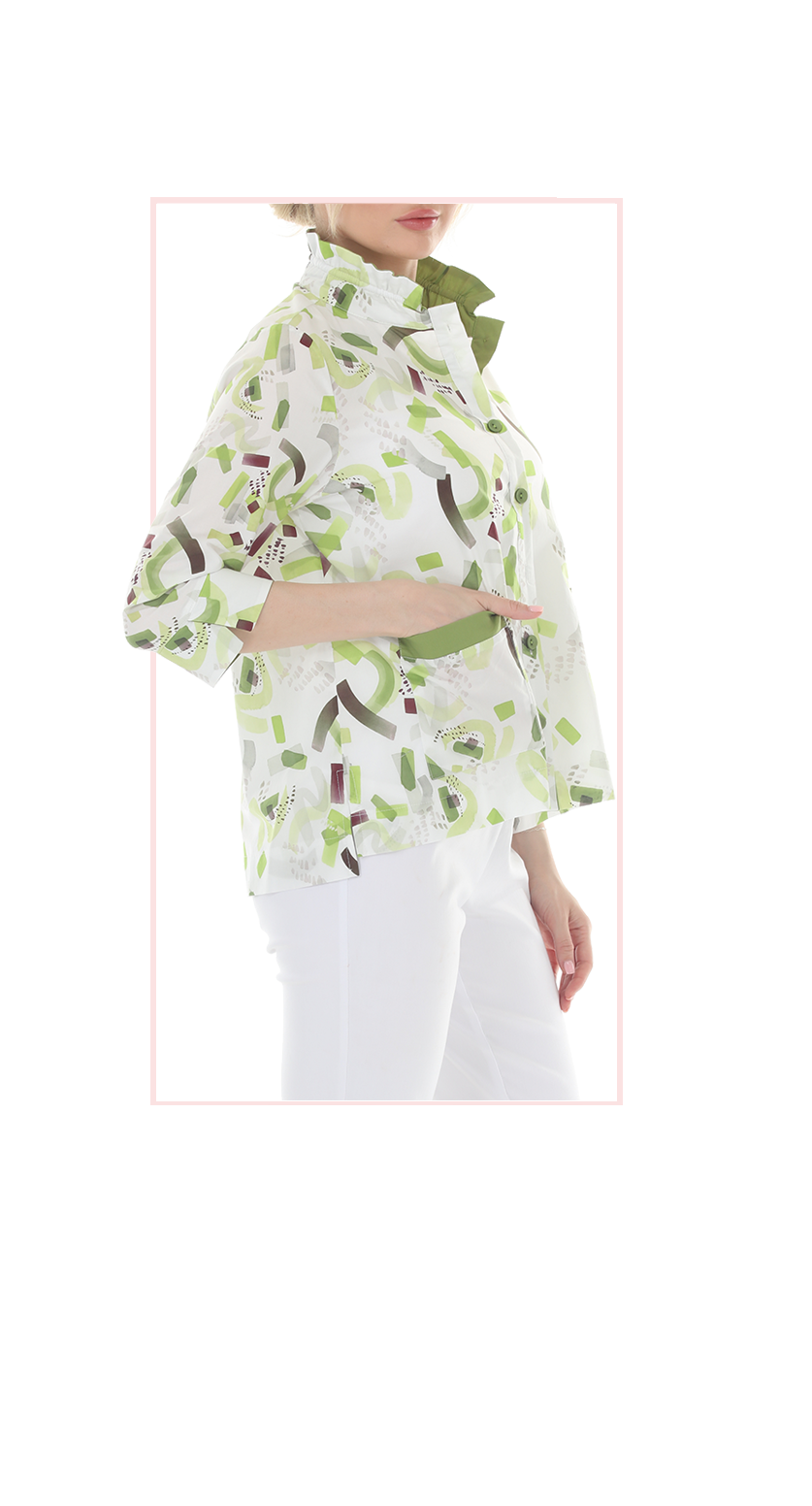 T4656 3/4 SLEEVE BUTTON DOWN BLOUSE WITH STANDUP COLLAR AND COLORFUL PRINT