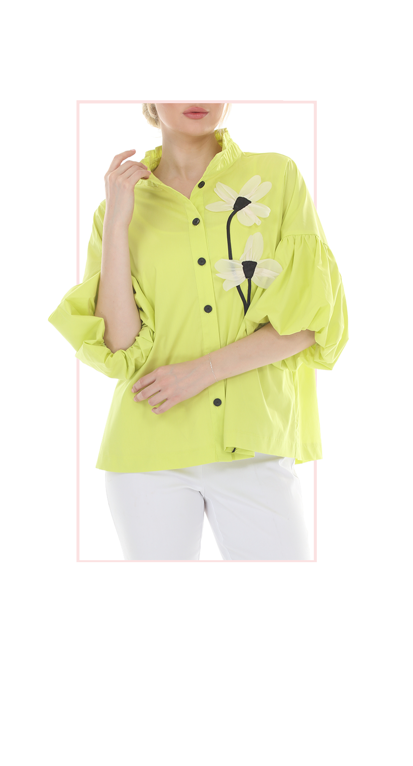 T4663 3/4 SLEEVE BUTTON DOWN BLOUSE WITH STAND UP COLLAR AND FLOWER APPLIQUE IN LIGHT PINK, LIGHT BLUE, OR LIME GREEN.