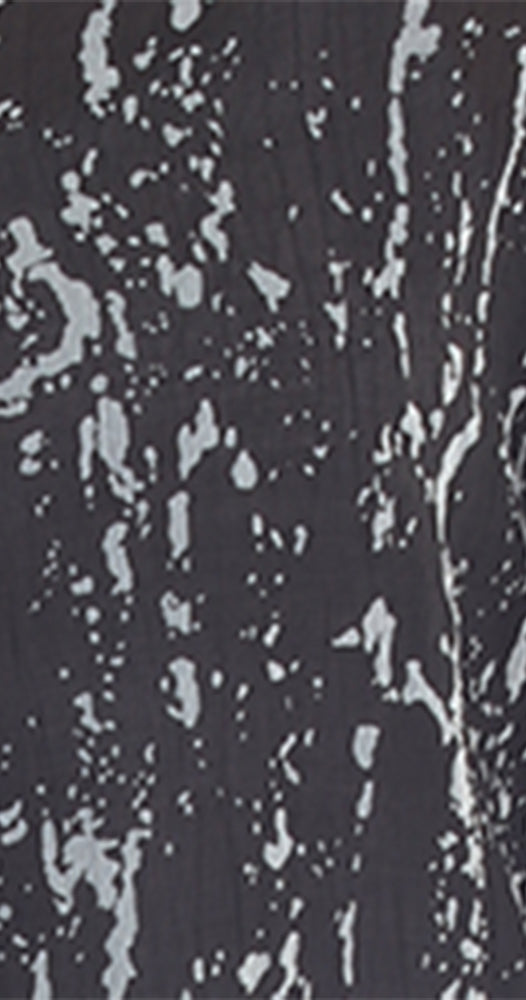 T4684  BLACK BUTTON DOWN 3/4 SLEEVE JACKET WITH CLASSIC COLLAR AND WHITE PAINT SPLATTER PRINT