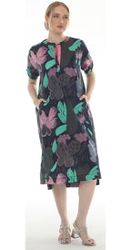 T5610 MID-LENGTH SHORT-SLEEVE TUNIC/SHIFT STYLE DRESS WITH A PARTIAL BUTTON-UP NECKLINE AND POCKETS