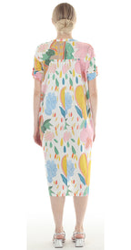 T5610 MID-LENGTH SHORT-SLEEVE TUNIC/SHIFT STYLE DRESS WITH A PARTIAL BUTTON-UP NECKLINE AND POCKETS