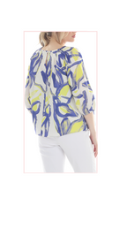 T5623 3/4 sleeve round neck blouse with seasonal print