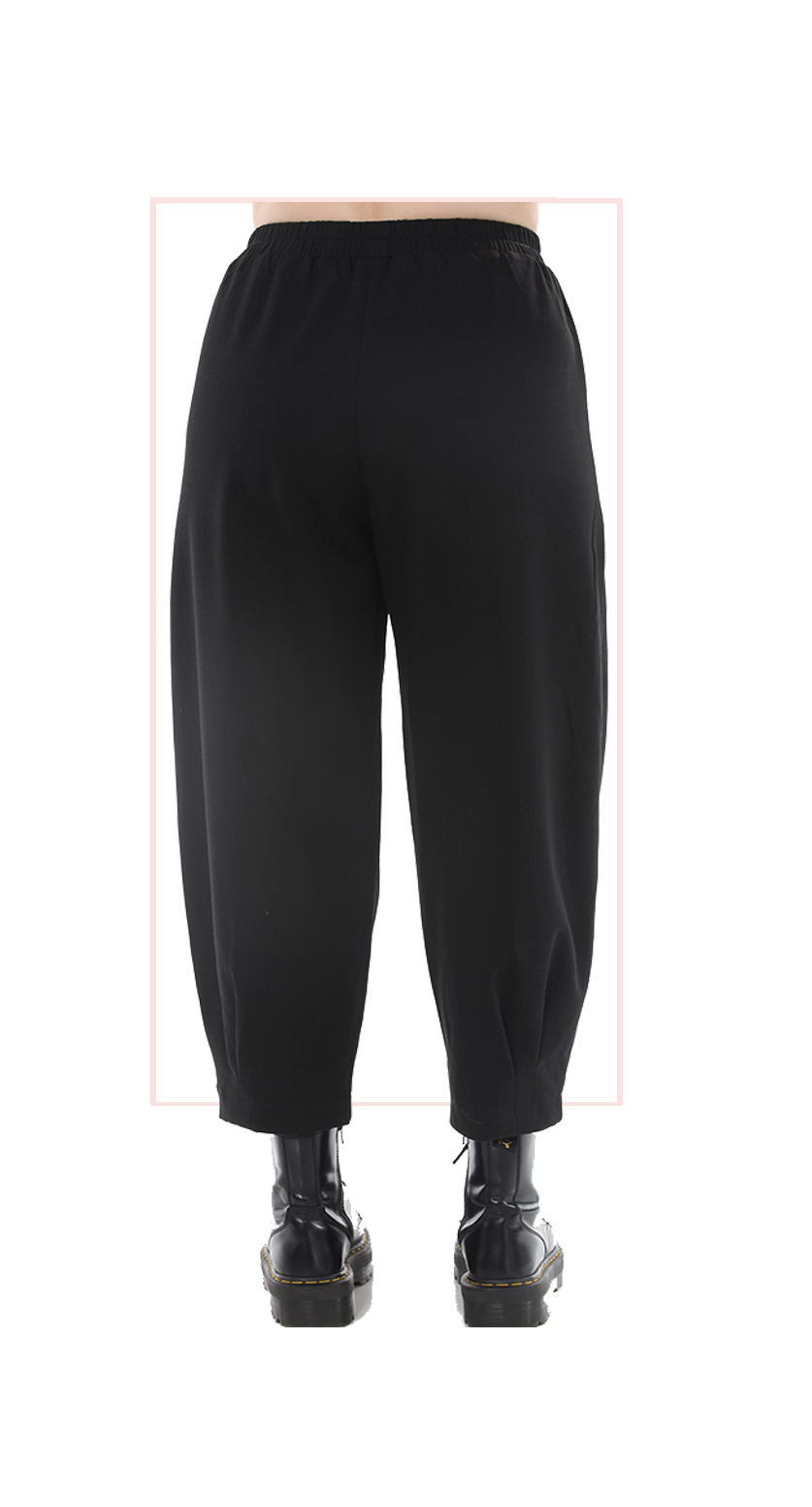 T2-7147:  Barrel-Leg Tapered Pants